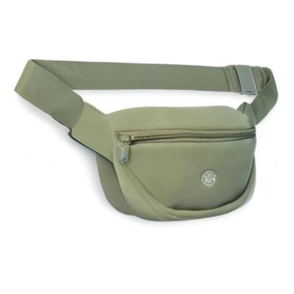 🩷GAIAM ALTITUDE SAGE GREEN BELT BAG CROSSBODY TRAVEL PURSE TRENDING SUMMER - Picture 1 of 16